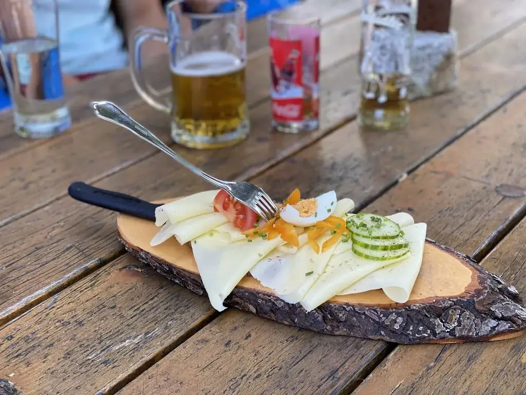 Menu_Alpengasthof Hütteneckalm_Hutten_image_7