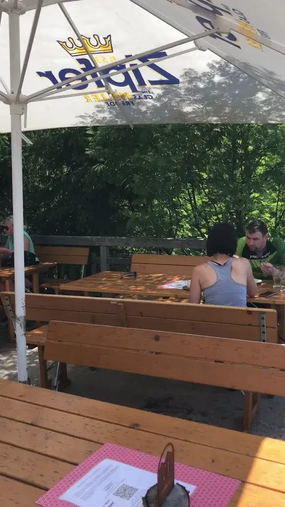 Alpengasthof Hütteneckalm_Hutten_slider_image_2