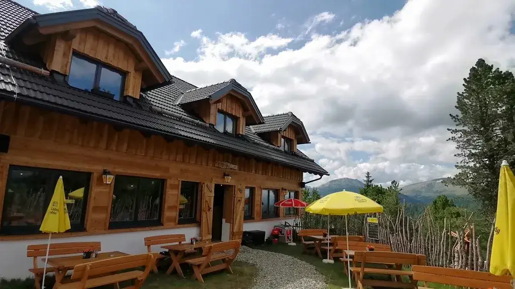 s'Hüttenplatzerl_Hutten_slider_image_2