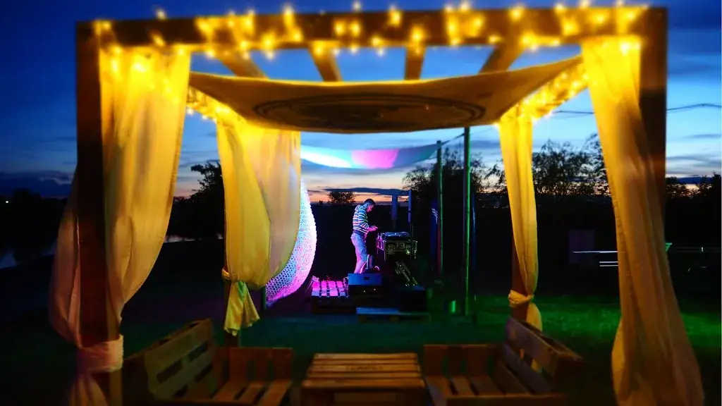 LAKE_Jaidhof_slider_image_3