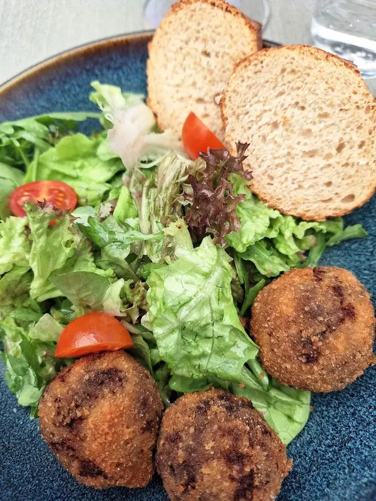 Elisabeth Mandahus_Wagners Wirtshaus_Hollabrunn_review