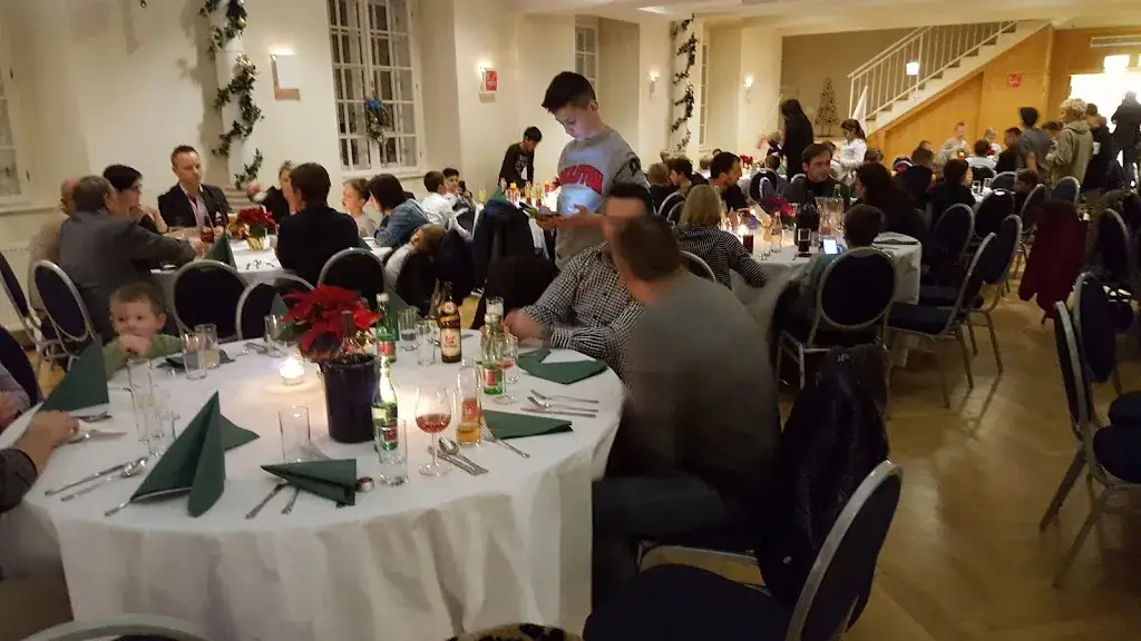 Gastronomie Schloss Katzelsdorf restaurant in Katzelsdorf