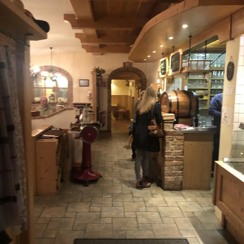 Andreas Reiterer_Heurigenschenke - Weinbau Döller_Katzelsdorf_review