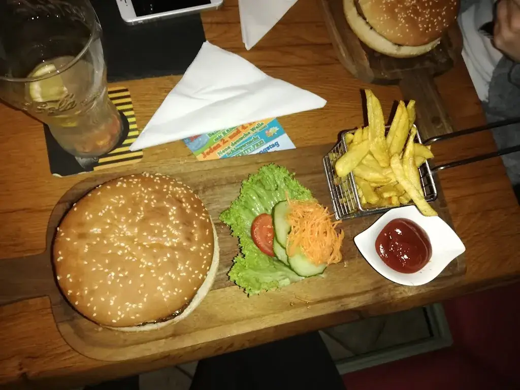 Kerstin Wurz_Carrousel Kirchberg - Restaurant & Diskothek_Kirchberg am Walde_review