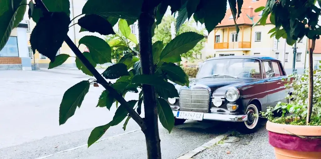 Carrousel Kirchberg - Restaurant & Diskothek_Kirchberg am Walde_slider_image_3