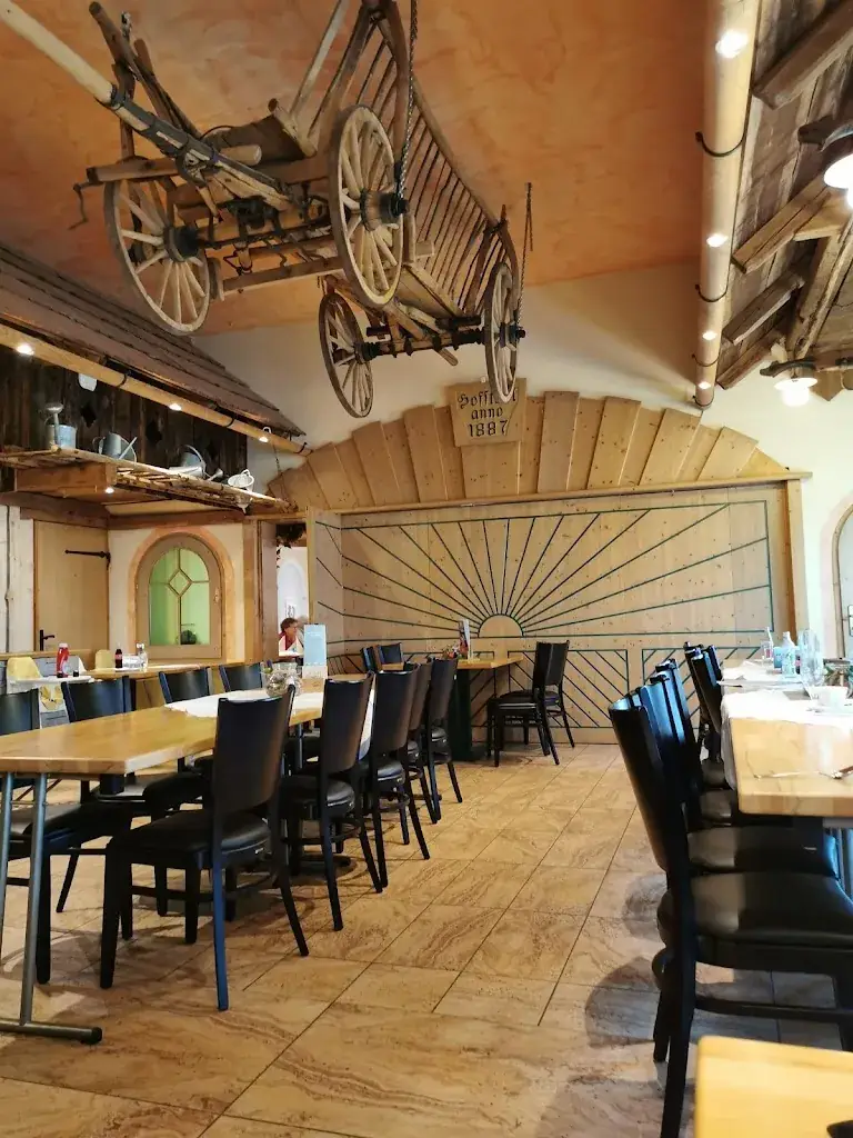 Dominik_Maurerwirt_Kirchschlag_review