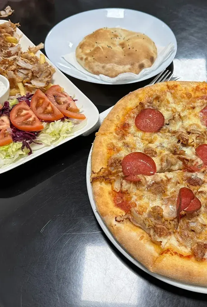 Menu_Renas Kebap & Pizza Restaurant_Kirchschlag_immagine_9