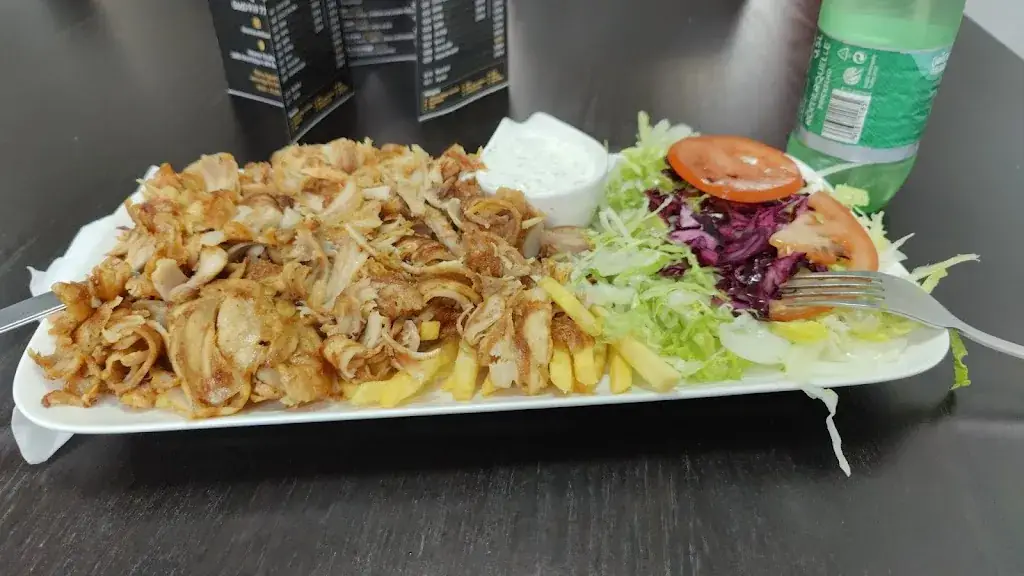 Franz Simon_Renas Kebap & Pizza Restaurant_Kirchschlag_recensione