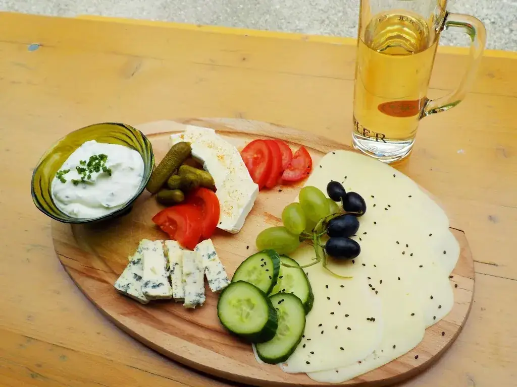 Waldhäusl am Breitenstein_Kirchschlag_slider_image_2