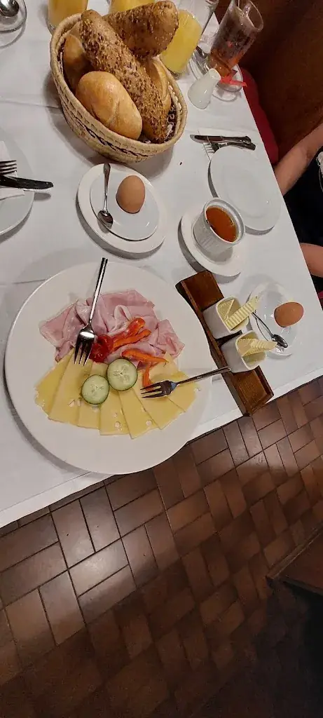 Gerhard Haubenwaller_Hotel-Restaurant 