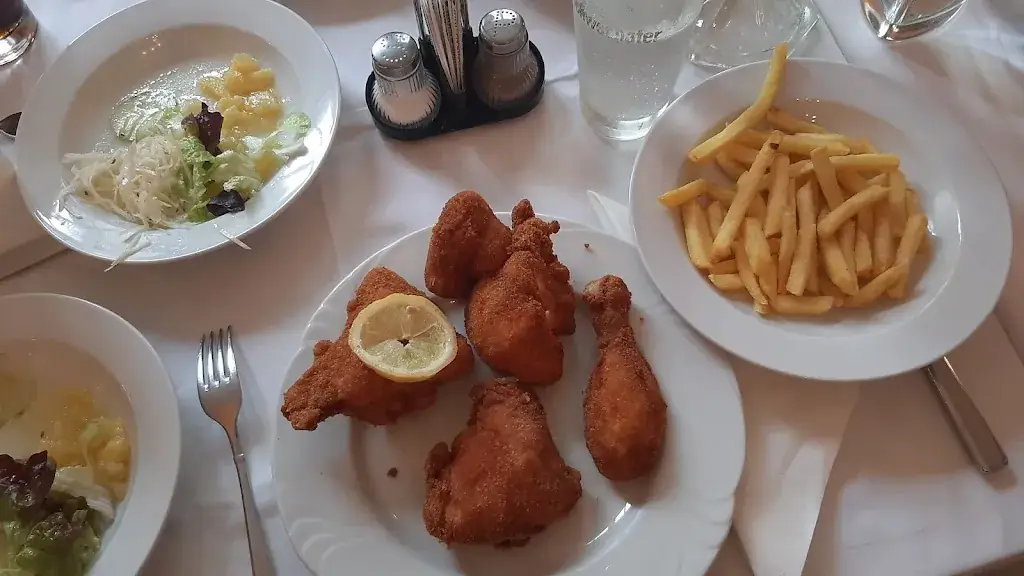 Menu_Restaurant Zur 1000jährigen Linde = Renate Henrich_Kirchberg am Wechsel_immagine_4