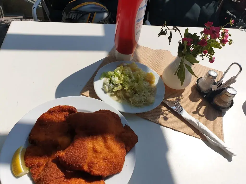 Café Cappucino_Klausen-Leopoldsdorf_slider_image_2