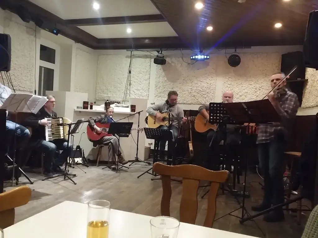 Café Cappucino_Klausen-Leopoldsdorf_slider_image_3