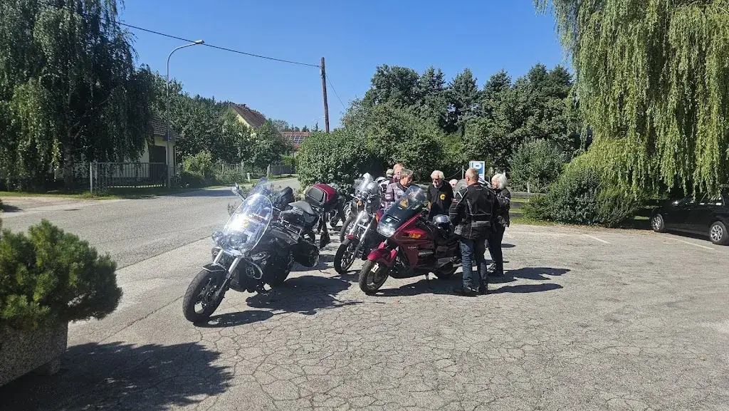 Gasthaus zum Schöpflgitter_Klausen-Leopoldsdorf_slider_image_2