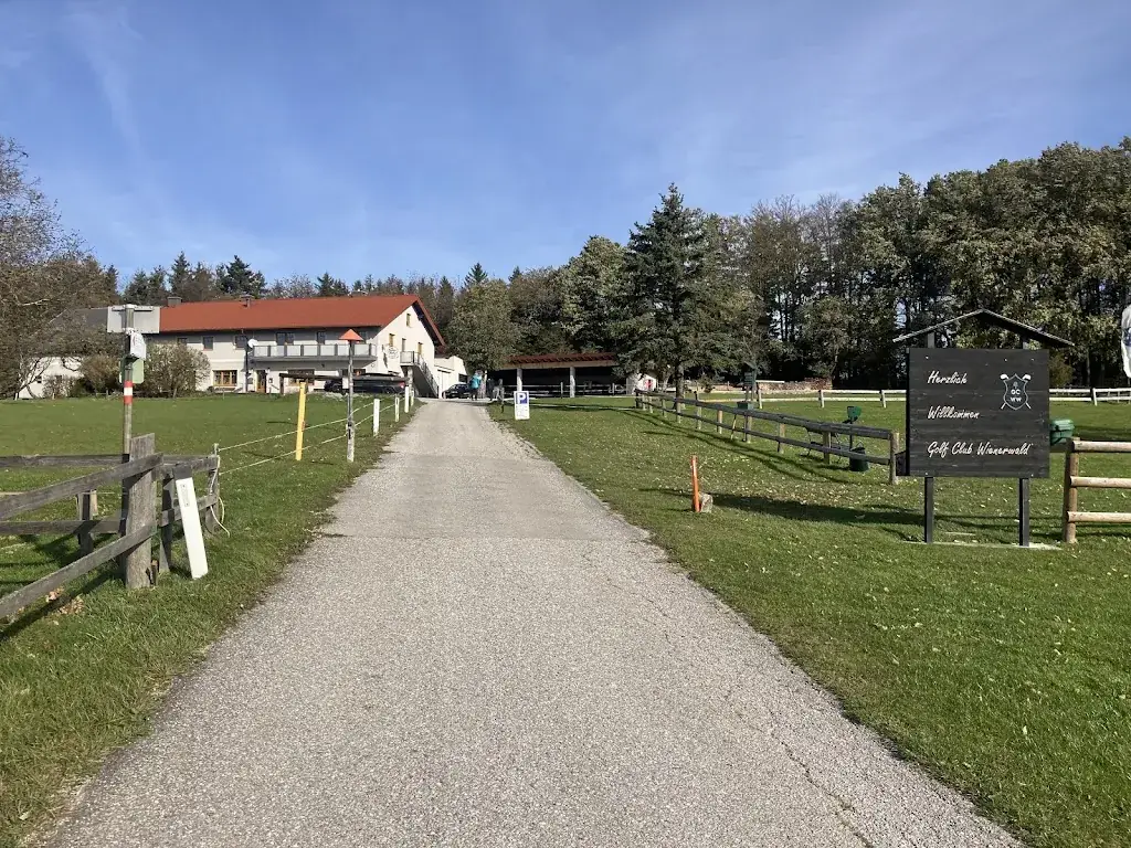 Manfred Holzer_Gasthaus Stegermaier_Klausen-Leopoldsdorf_recensione