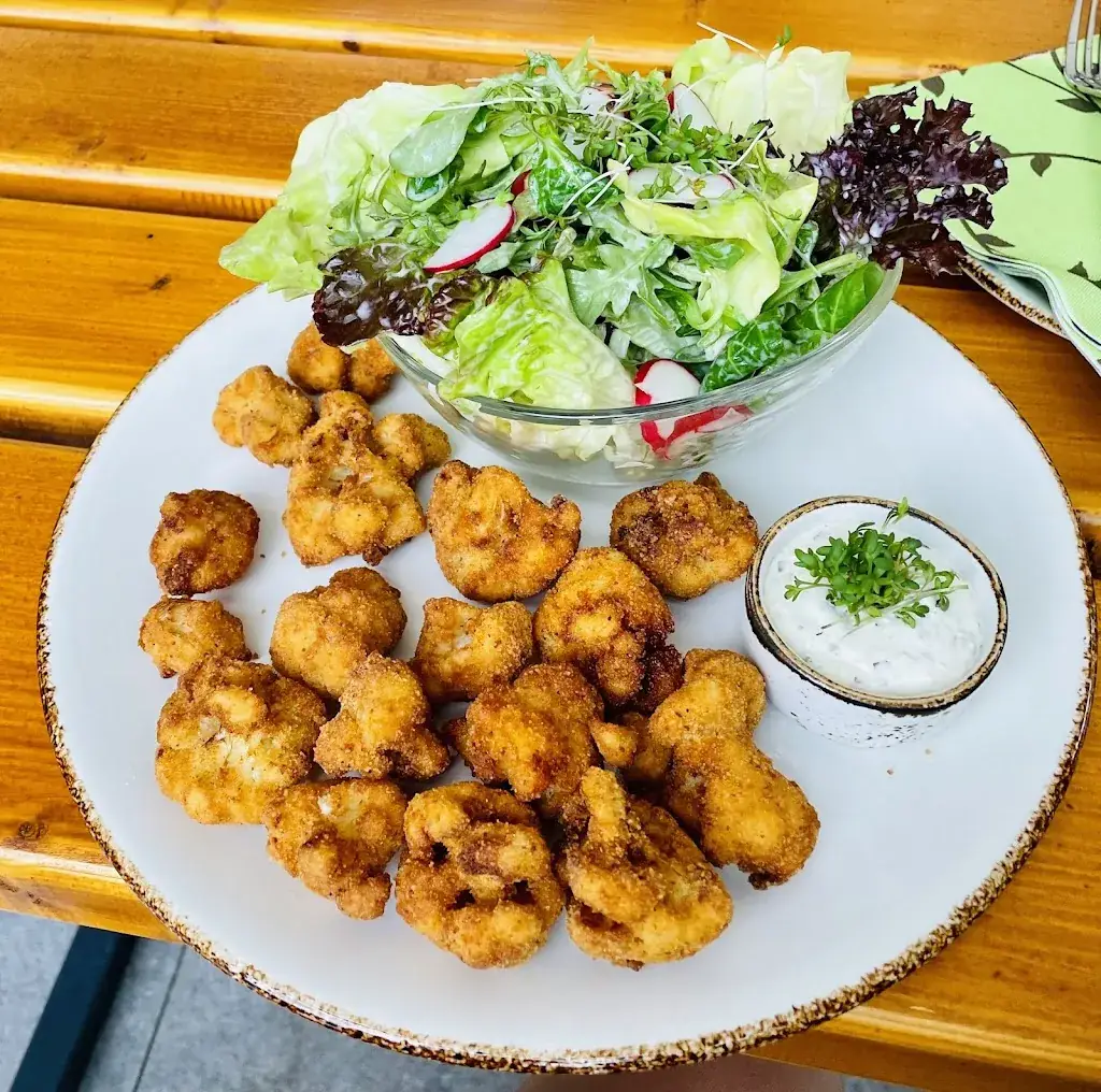 Bee Bar Heinzle Roland_Klein-Pöchlarn_slider_image_2