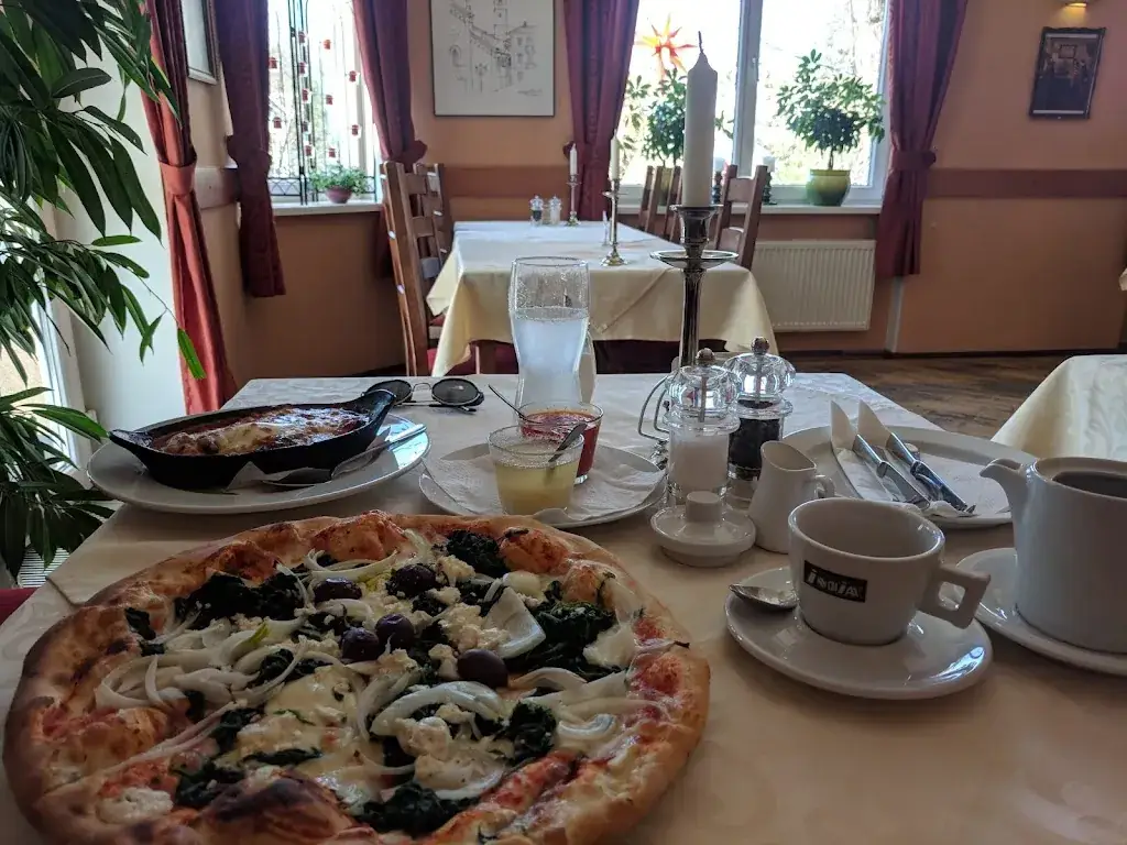 James Doohan (Jimi)_Trattoria Castel Nuovo_Klosterneuburg_review