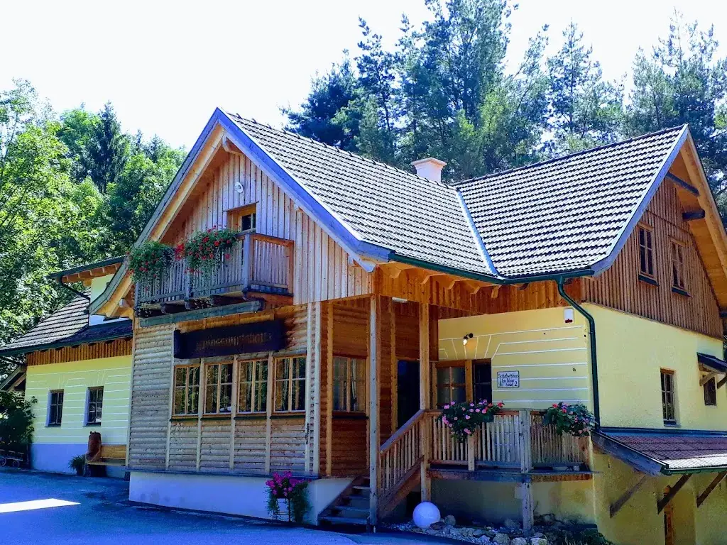 Schlosswirtshaus restaurant à Krumbach Markt