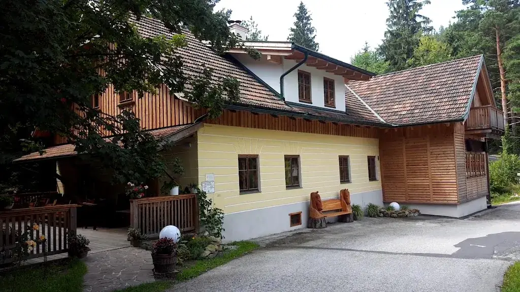 Schlosswirtshaus_Krumbach Markt_slider_image_2