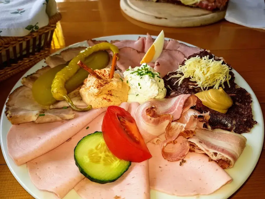 ewald reif_Heurigengasthof Prinz_Krumau am Kamp_recensione