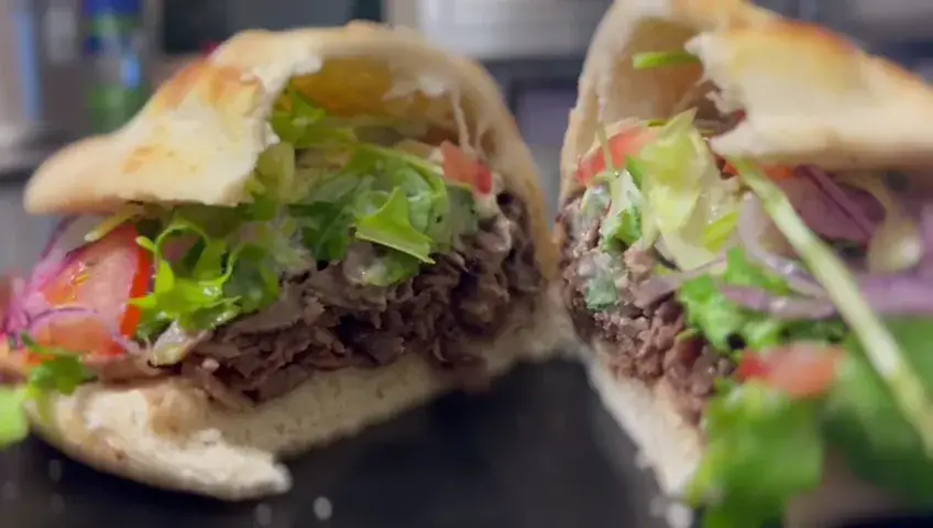 Nous Cafe & Restaurant_Krumnussbaum_slider_image_2