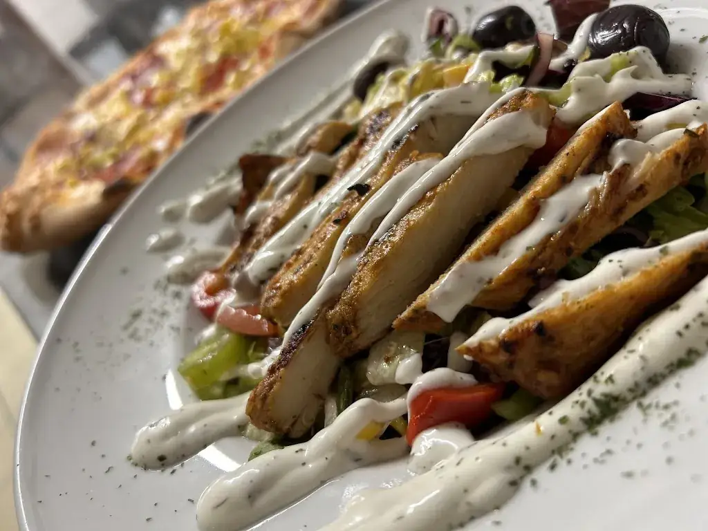 Nous Cafe & Restaurant_Krumnussbaum_slider_image_3