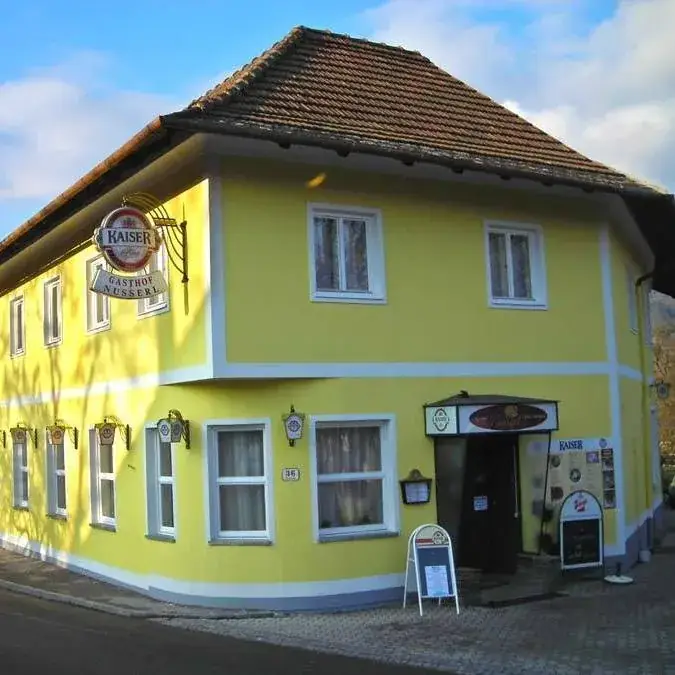 Gasthof Nusserl ristorante a Krumnussbaum