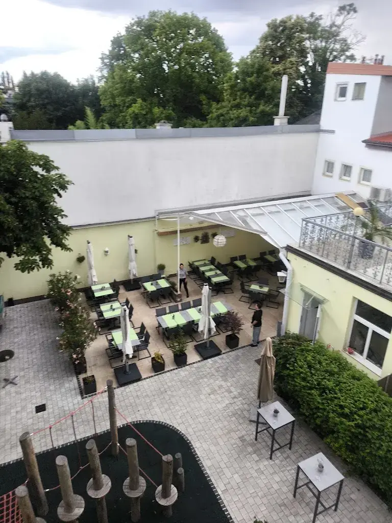 BARKER PERFORMANCE_Gasthof Roderich Hotel KG_Langenzersdorf_recensione