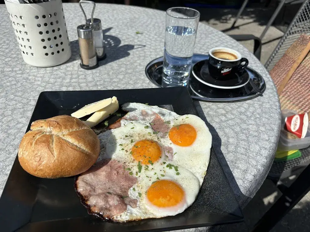 Fiona FFFR_Zum Andy_Langenzersdorf_review