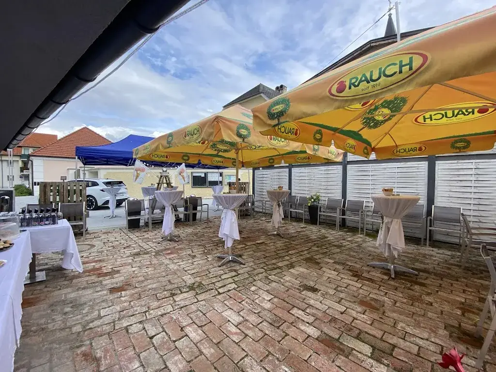 Köbsls Wiatshaus & Café_Lanzenkirchen_slider_image_2