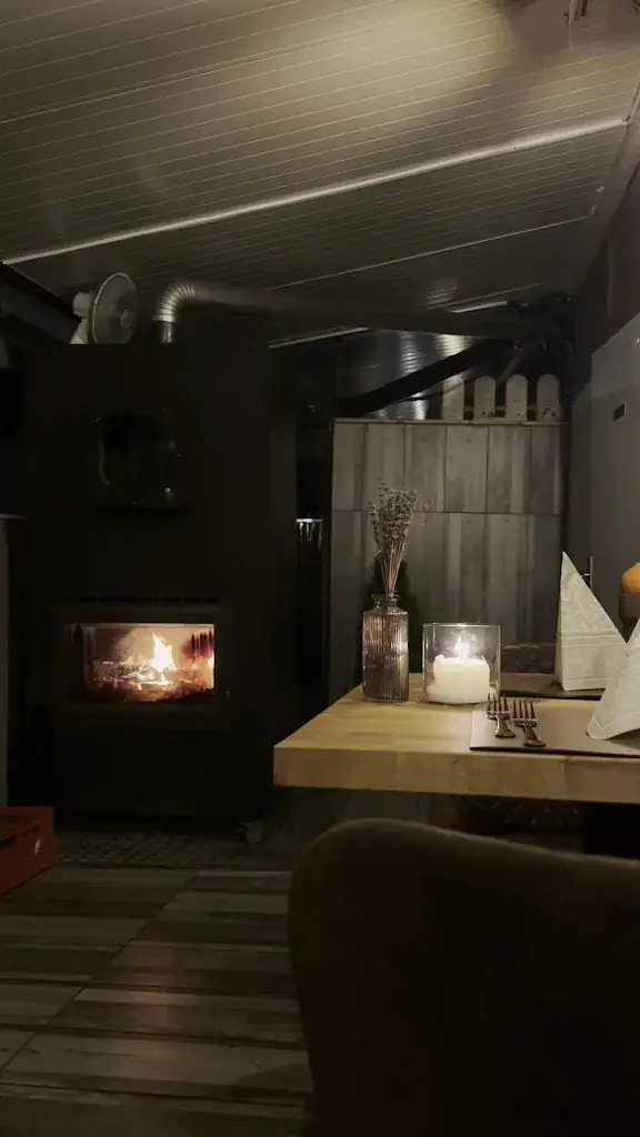 Tomáš Hergeth_rustiko_Langenlois_avis