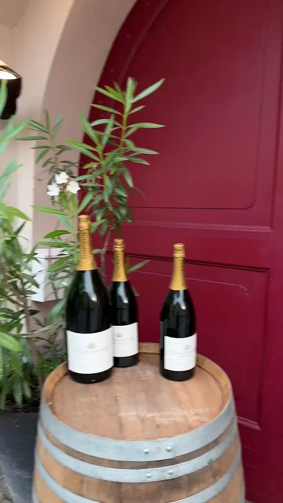 Bründlmayer Restaurant / Ab-Hof-Verkauf / Gästezimmer_Langenlois_slider_image_2