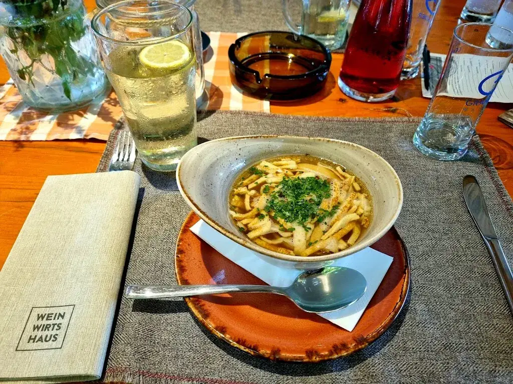 Akshay Rao_Weinwirtshaus Fam.Wlaschits OG_Klingenbach_recensione