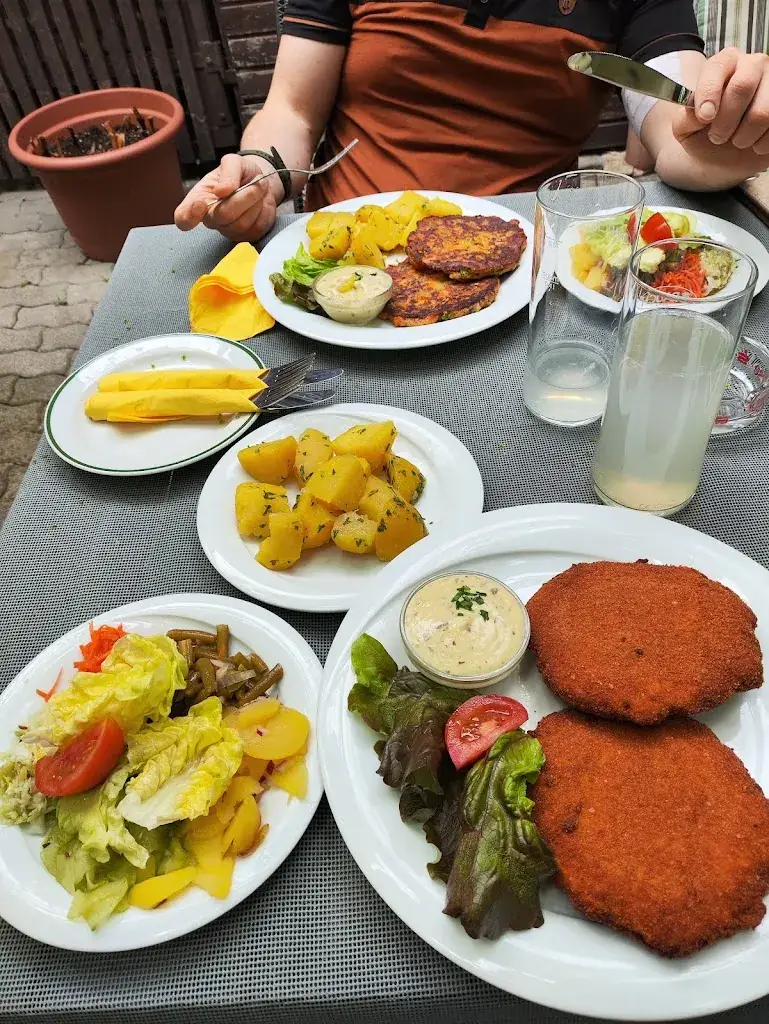 Martina_Gasthaus Trost_Laa an der Thaya_avis