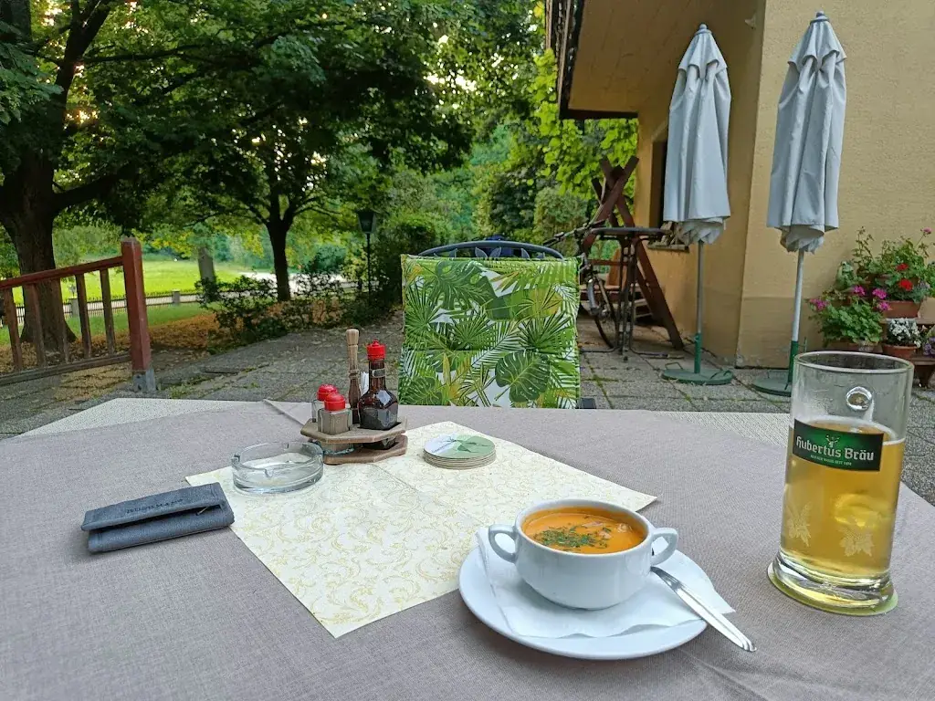 Tomáš Pokorný_Waldgasthaus Lindenhof_Laa an der Thaya_review