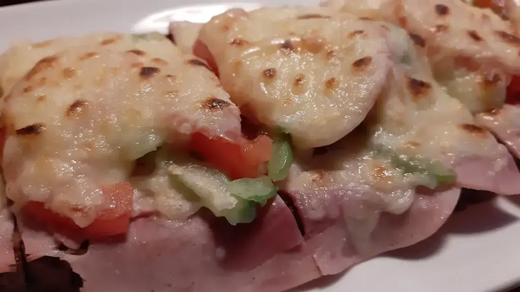 Menu_Bierlokal Schwarzer Peter mit Schmankerlküche_Laa an der Thaya_immagine_8