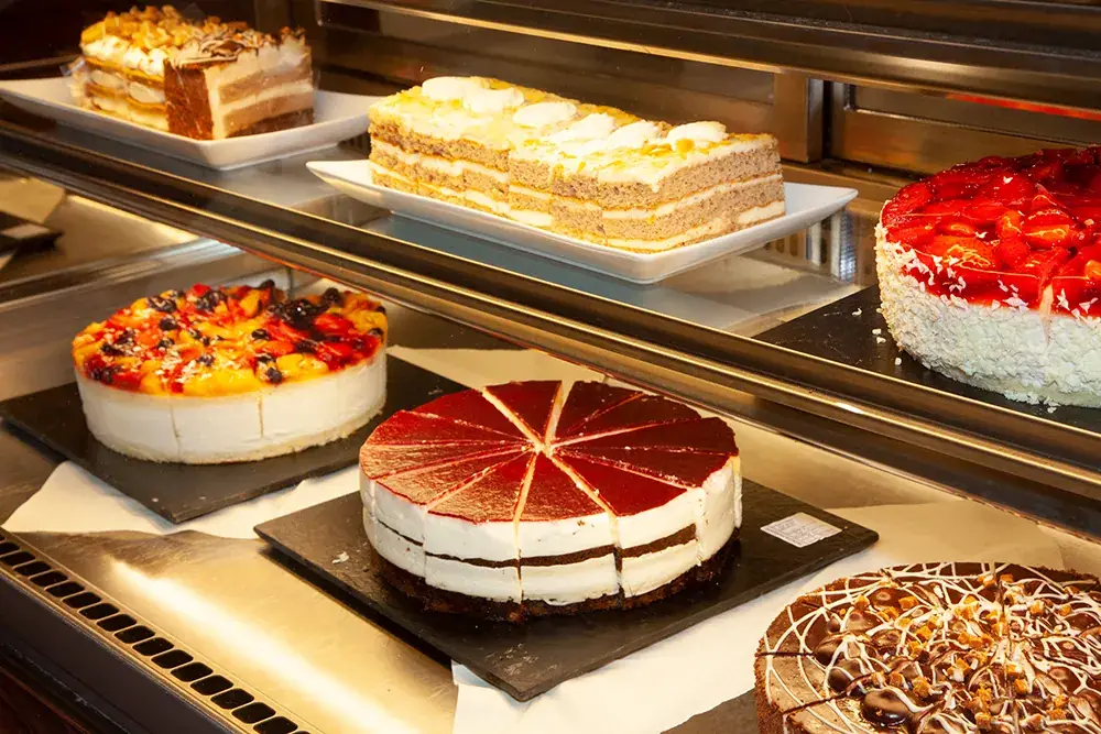 XXXLutz Restaurant Laa/Thaya_Laa an der Thaya_slider_image_2