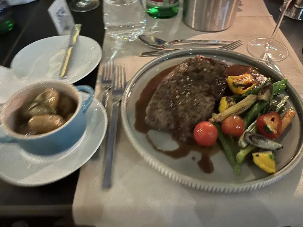 Christine Peral_Thermenresort Laa – Hotel_Laa an der Thaya_review