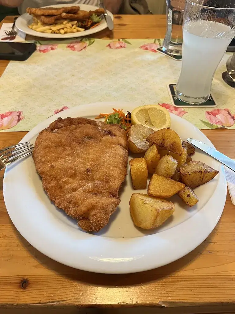 Gabriel Hernandez_Maria Lanzendorferhof_Lanzendorf_recensione