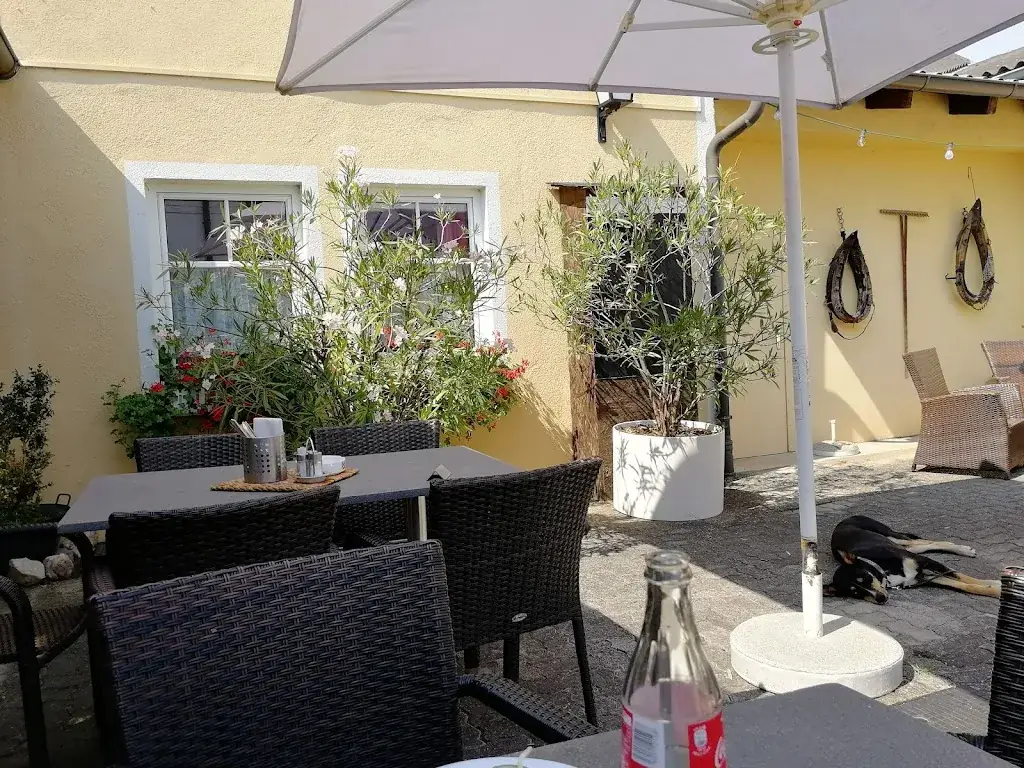 Alois AlMe_Tavern for Fritz_Leitzersdorf_review