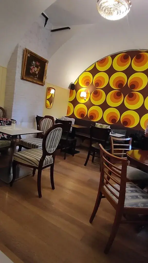 KULHANEK´s Gasthaus - am Schloßplatz_Laxenburg_slider_image_2