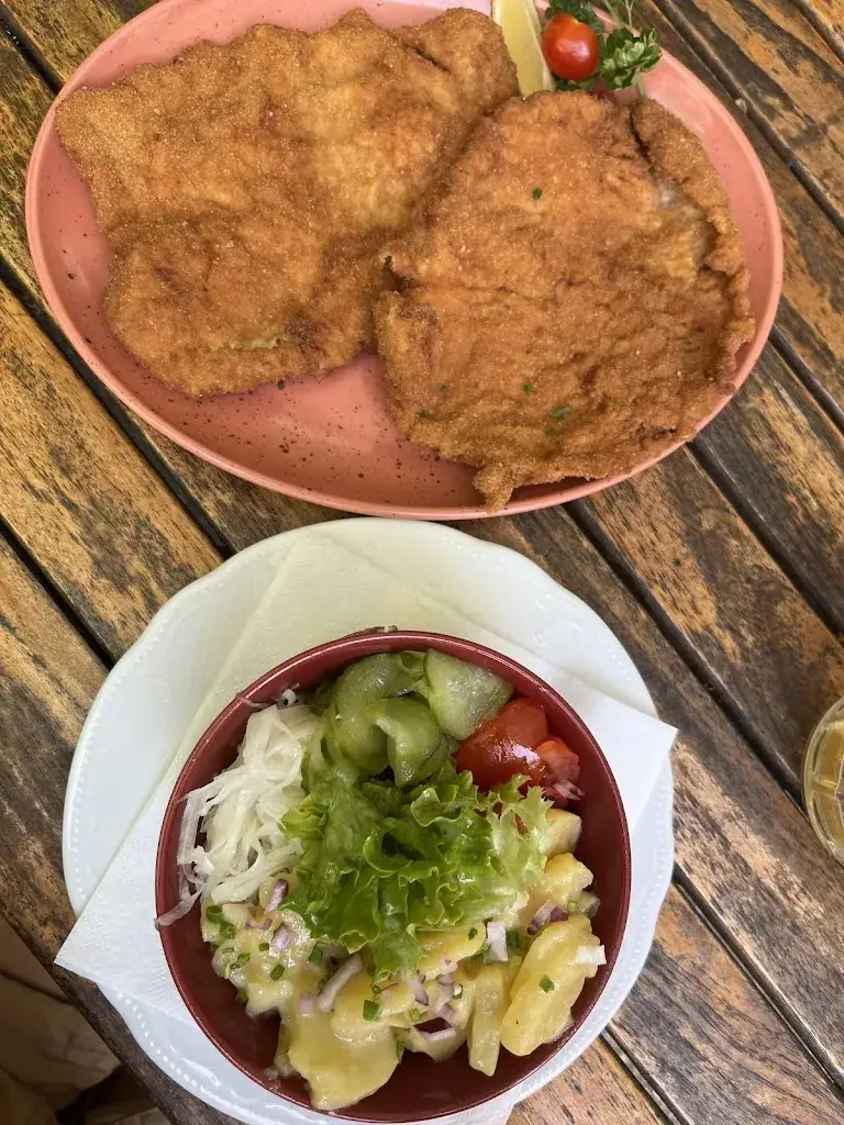 Ioanna Go_Taverne²_Langenlebarn-Oberaigen_avis