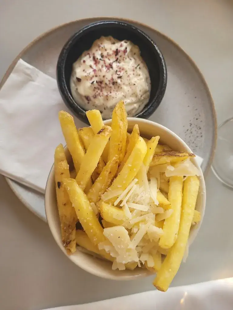 Natasa Brasik_Süddeck_Langenlebarn-Oberaigen_avis