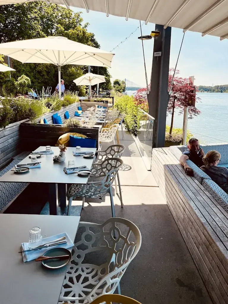 Süddeck_Langenlebarn-Oberaigen_slider_image_1