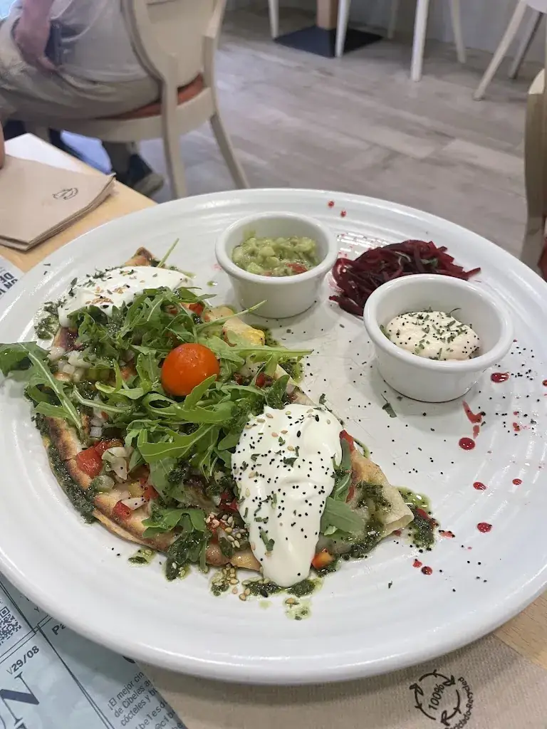 Gabriela Grys_YERBABUENA_Jabing_avis