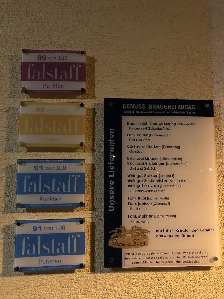 Helmut Karas_Heurigen-Restaurant zur Brauerei_Lichtenwörth_avis