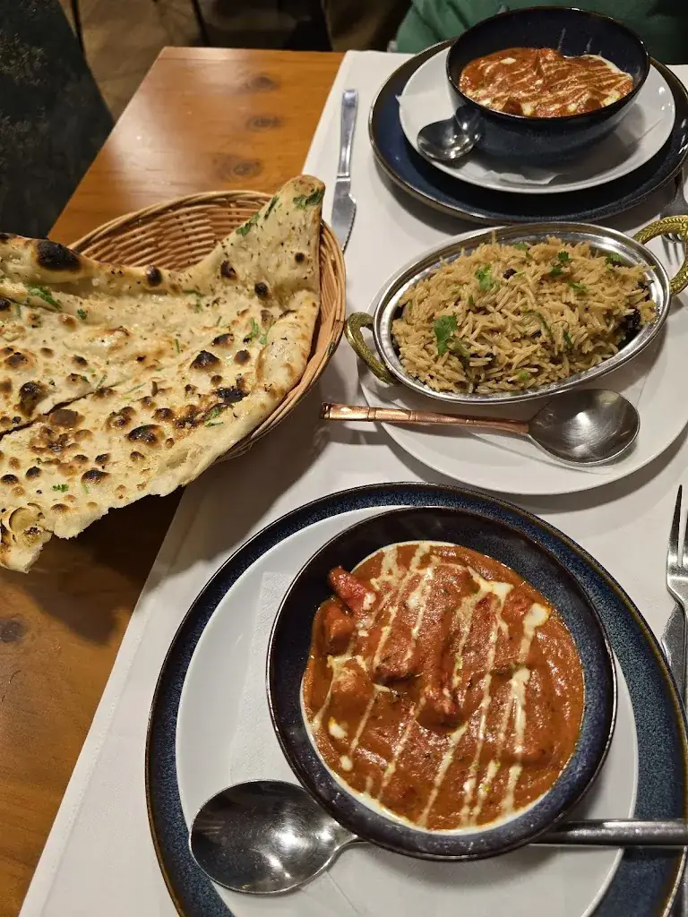 Todor Stoev_Byanjan Bar Restaurante S.L_Jabing_recensione