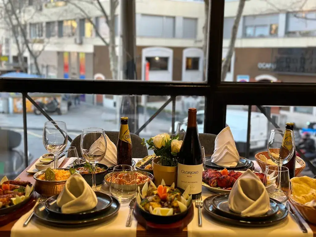 Byanjan Bar Restaurante S.L_Jabing_slider_image_3