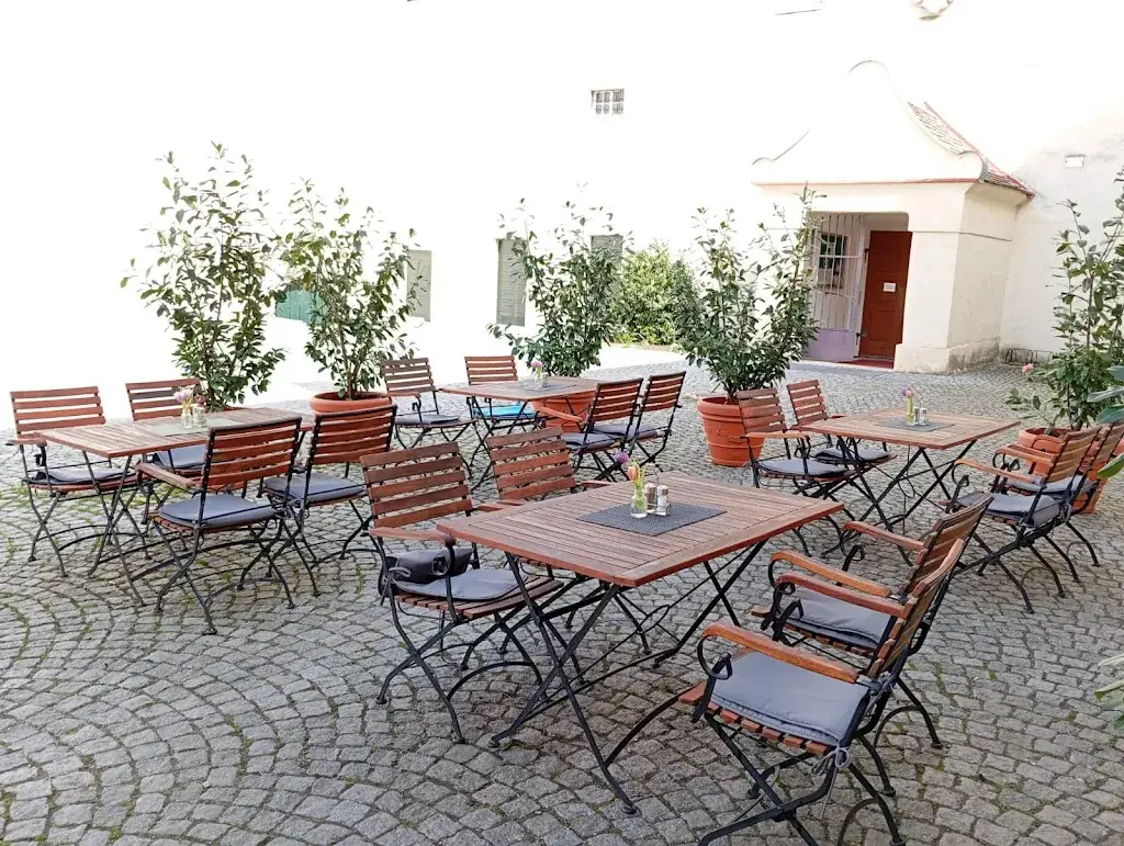 Schlosskeller Mailberg restaurant à Mailberg