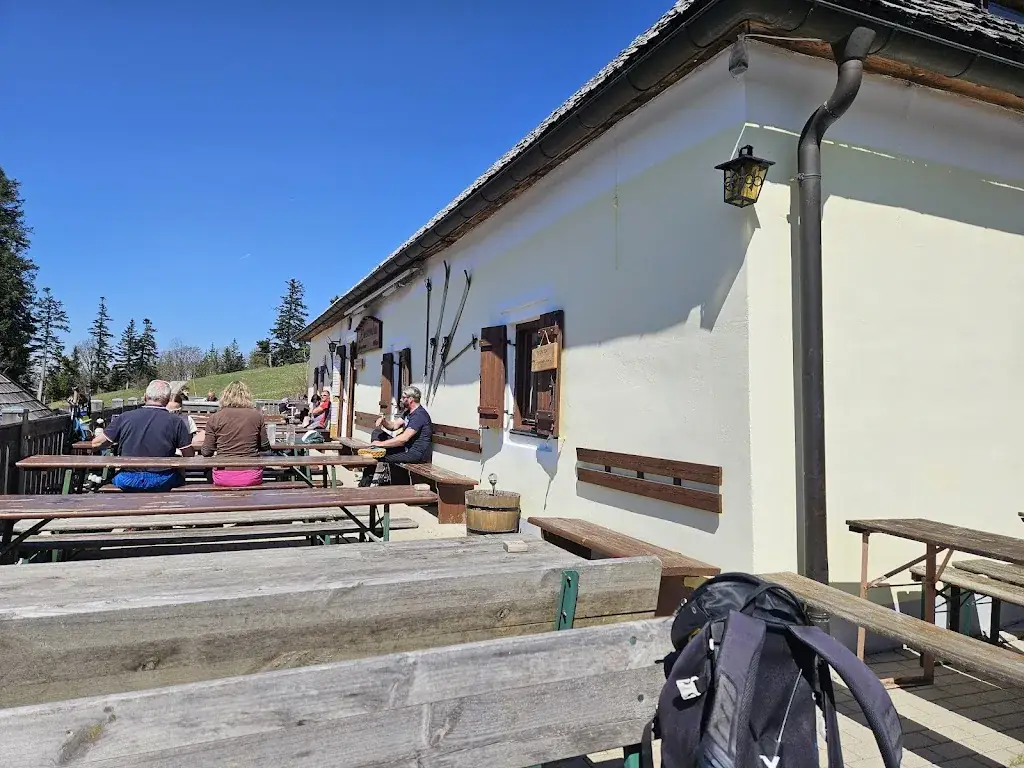 Günter Siegl_Almgasthaus Klosteralm_Lilienfeld_review